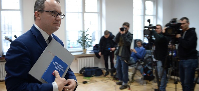RPO: Kryzys konstytucyjny największym zagrożeniem, pozostają sądy powszechne i administracyjne