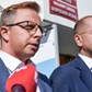 Posłowie KO Dariusz Joński i Michał Szczerba