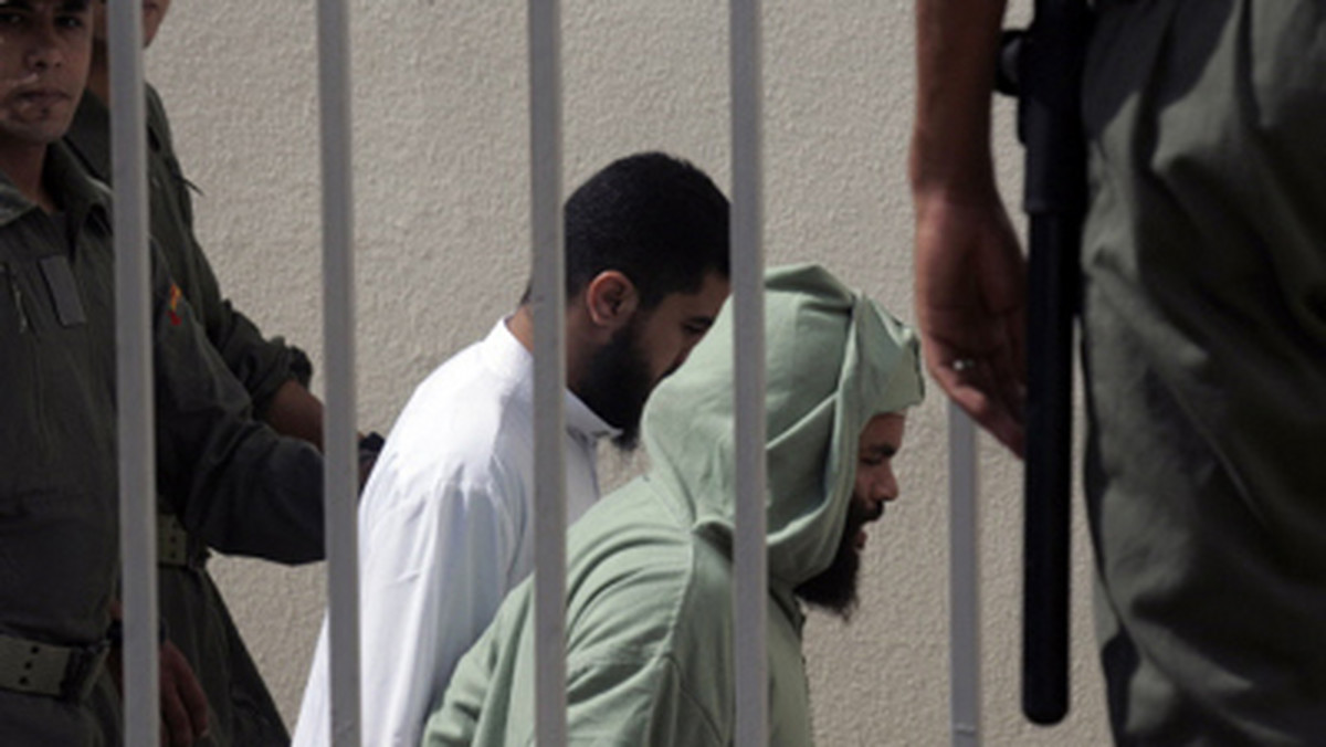 Al-Kaida Islamskiego Maghrebu przyznała się do uprowadzenia Francuzów w Nigrze - podała na swej stronie internetowej telewizja Al-Dżazira.
