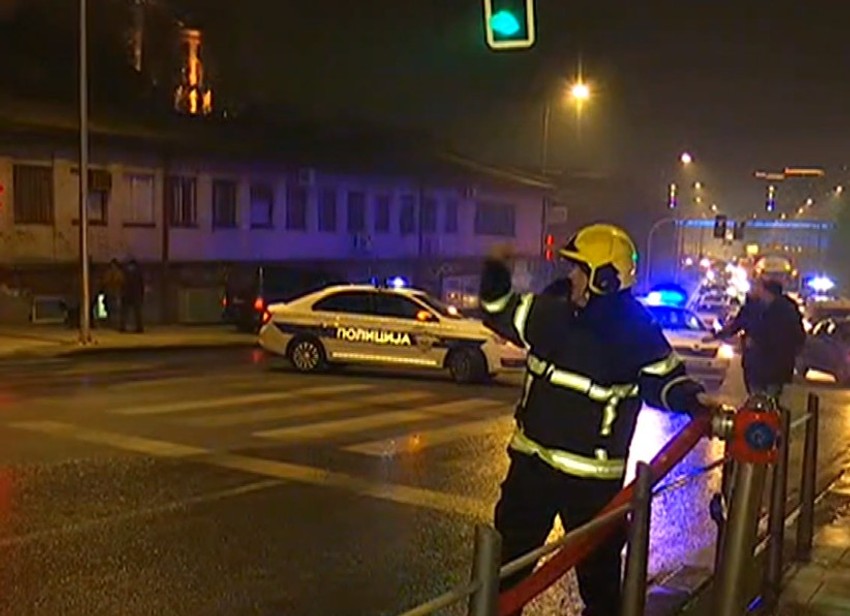 Policajci i vatrogasci na terenu