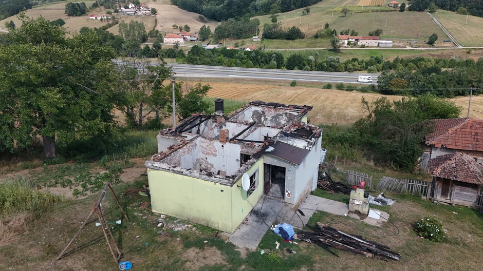Grom udario u porodičnu kuću