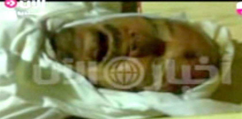 Pokazali zdjęcia z pogrzebu Kaddafiego