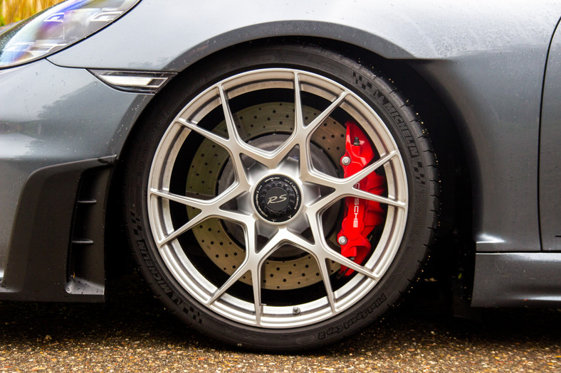 Porsche 718 Spyder RS