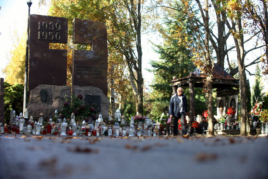 Bramy cmentarza w Gorzowie zostały otwarte o godzinie 7:00