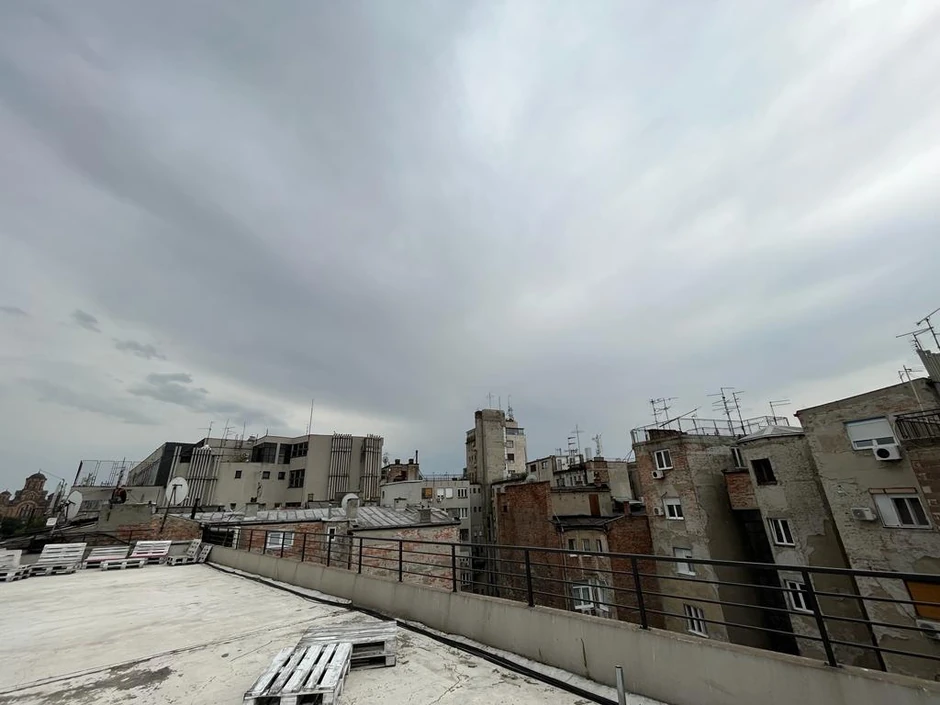 Beograd 10 minuta pre oluje