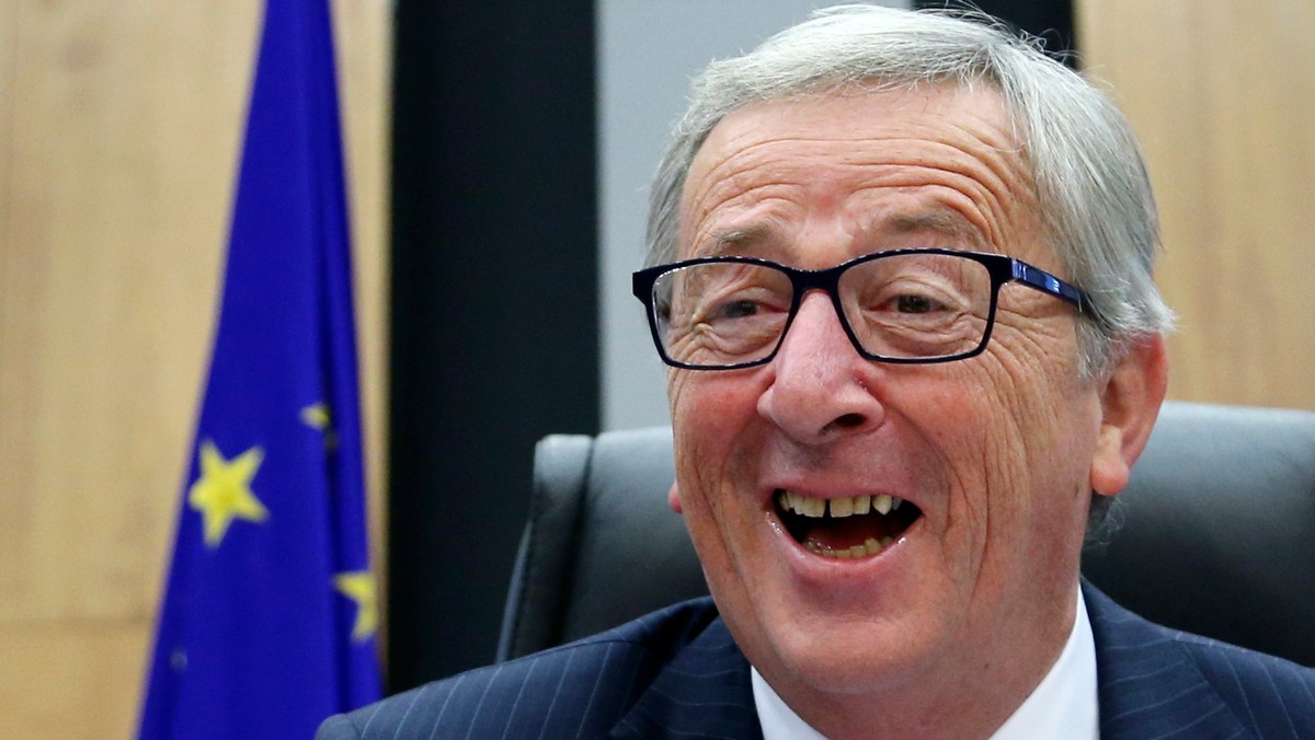 Jean-Claude Juncker powinien był osobiście odnieść się do ostatnich rewelacji o układach podatkowych. Tak można dziś przeczytać w belgijskim dzienniku "Le Soir". Wtedy, według komentatora gazety, nowy szef Komisji mógłby zapobiec pożarowi, który wybuchł w pierwszym tygodniu jego kadencji.