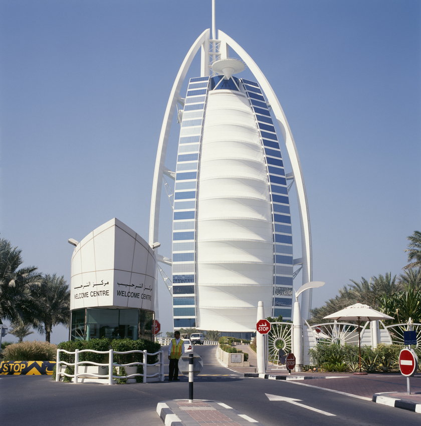 Hotel Burj Al Arab w Dubaju