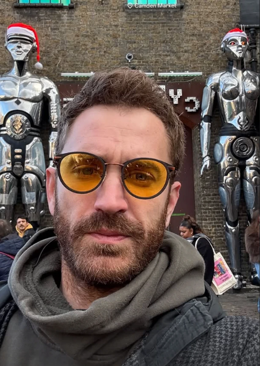 Momčilo Otašević podelio slike iz Londona