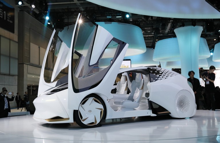 Toyota Concept-i