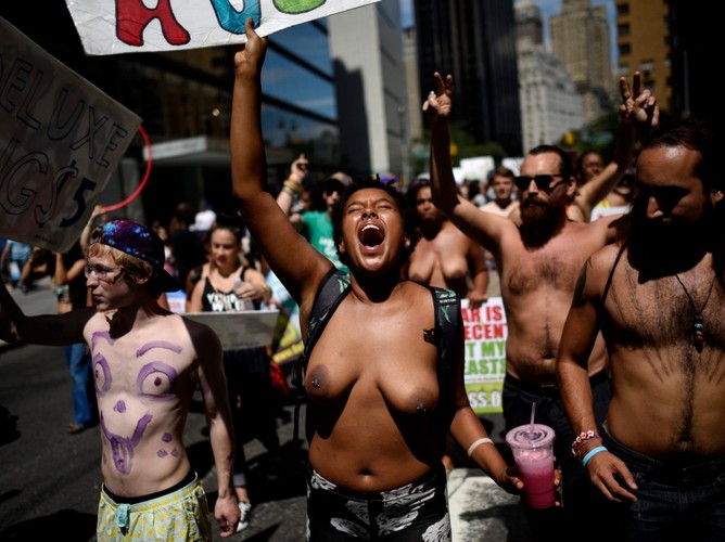 Go Topless Day 2015 Nowy Jork