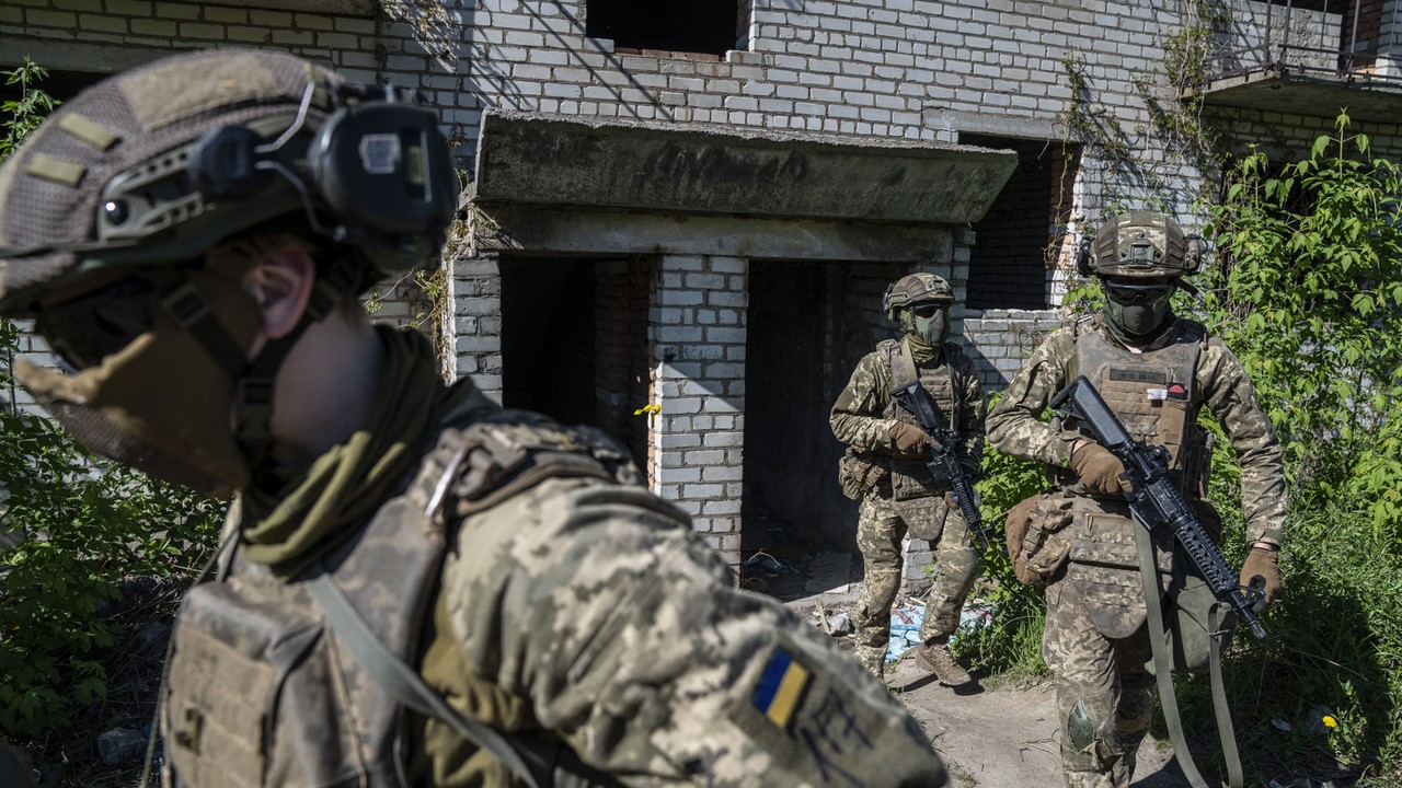 Ukraina chwali się postępem na froncie. "Zamieniliśmy ich sprzęt w płonące szczątki"