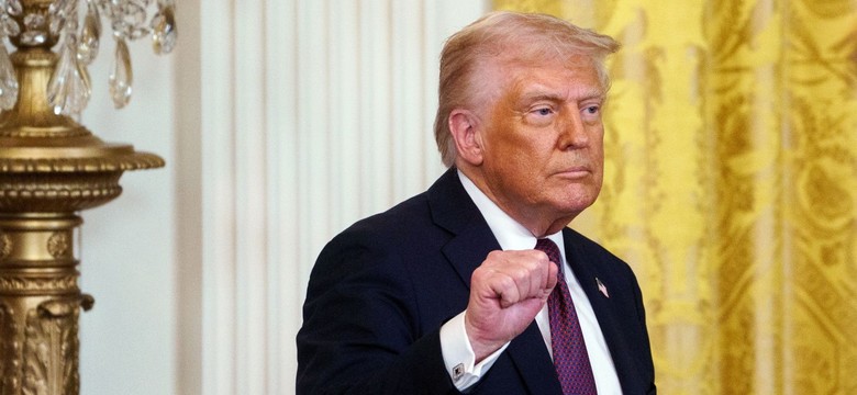 Trump bagatelizuje aferę w Białym Domu. "To tylko potknięcie"