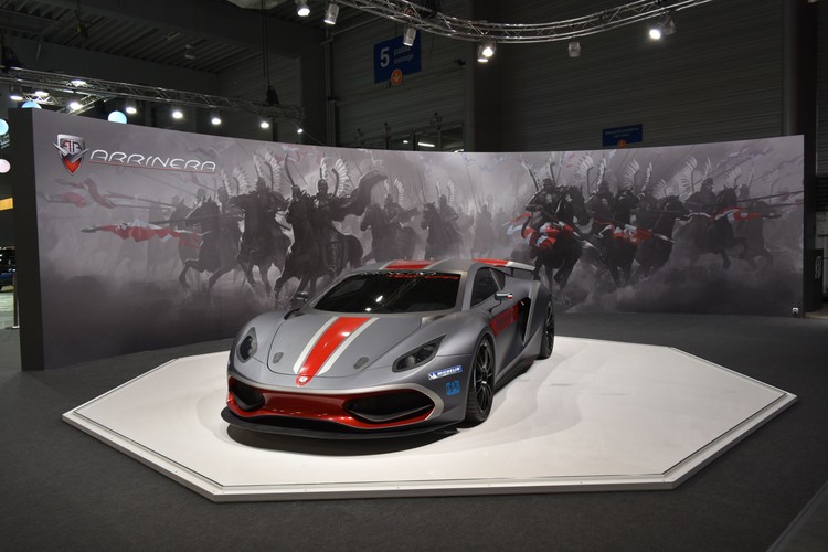 Arrinera hussarya