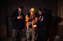 Włodi, Ero oraz Wilku WDZ w nagraniu "Należne miejsce"