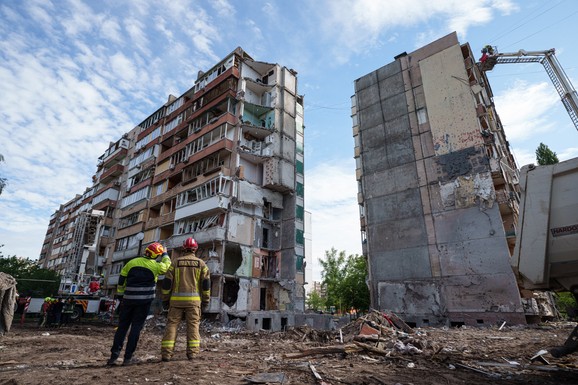 Zelenski: Rusi na Ukrajinu lansirali više od 2.300 dronova