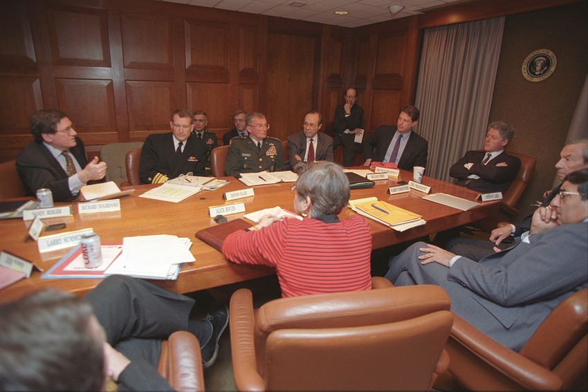 Holbruk na brifingu sa Klintonom i drugim zvaničnicima administracije