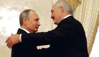 Putin odwiedza Łukaszenkę. Manewry z wykorzystaniem taktycznej broni jądrowej