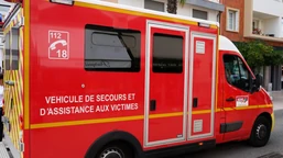 ogromny pożar we francji. ogień trawi setki hektarów lasu