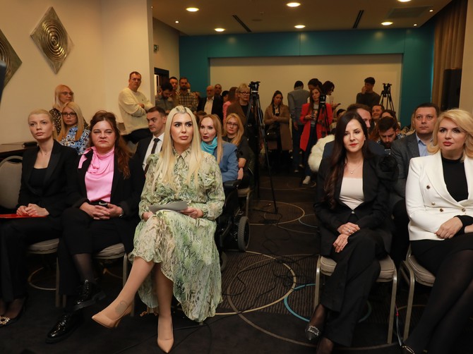 Na konferenciji je govorila i Tamara Vučić, supruga predsednika Srbije 