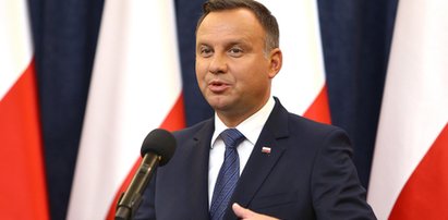 Prezydent obiecał, posłowie PiS nie chcą dać pieniędzy. Nie będzie 400 Plus dla wybranych emerytów