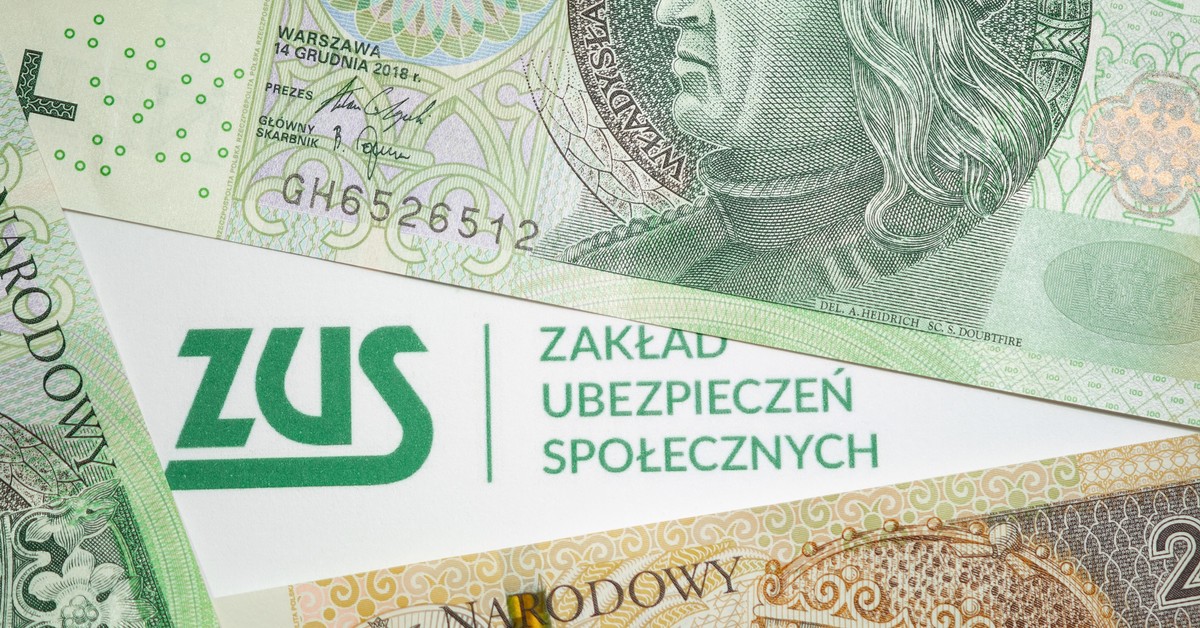 500 złotych dla seniorów co miesiąc – świadczenie przyznawane dożywotnio. Jakie warunki trzeba spełnić, żeby dostać dodatkowe pieniądze z ZUS?