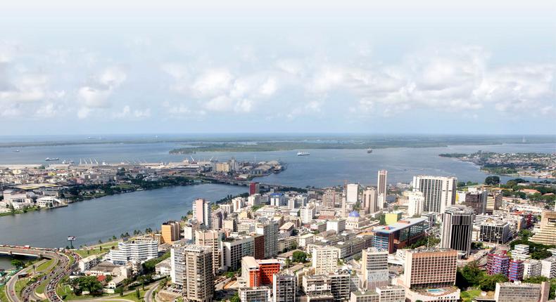 Le quartier du Plateau, à Abidjan/JACQUES TORREGANO