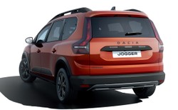 Nowa Dacia Jogger ujawniona! Cena jak za scyzoryk, bagażnik ogromny