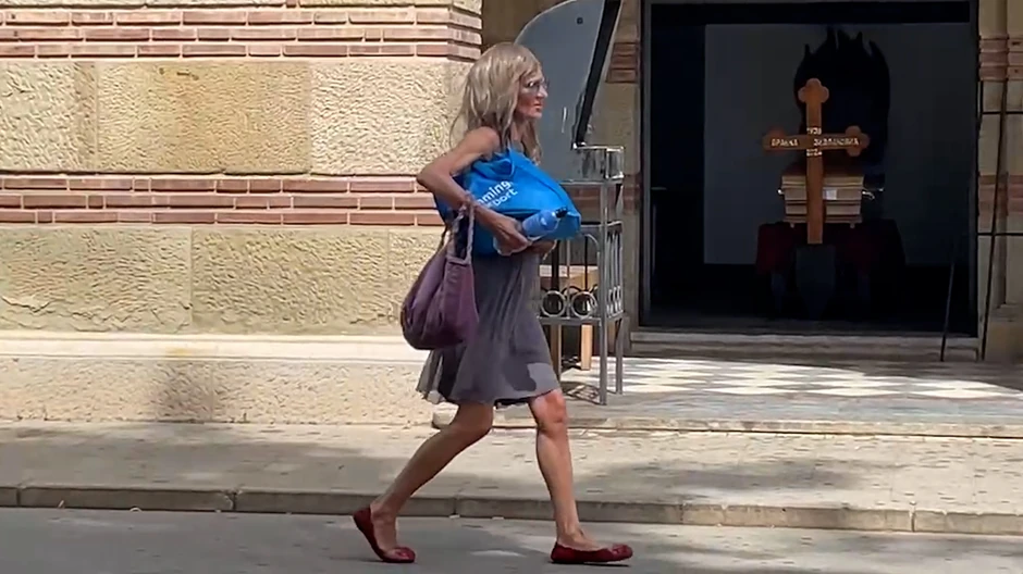 Bebi Dol sahrana majke