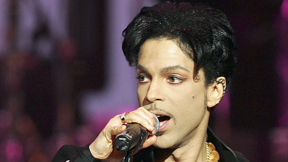 Niezwykle rzadka kopia albumu Prince'a została odnaleziona w Kanadzie. Na tydzień przed premierą muzyk zrezygnował z wydania krążka i z własnej kieszeni zapłacił za zniszczenie wszystkich egzemplarzy. Od końca lat 80. w obiegu krążyły jednak nielegalne bootlegi. "The Black Album" stał się jednym z najbardziej poszukiwanych winyli w historii muzyki.