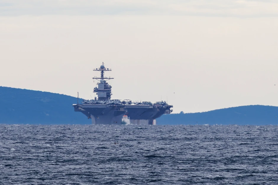 Američki nosač aviona "USS Džerald R. Ford", najveći ratni brod ikada izgrađen, stigao u Split