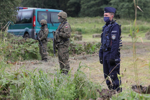 Białoruscy pogranicznicy odpowiedzieli na pismo polskiej Straży Granicznej. Cudzoziemcy są na Białorusi