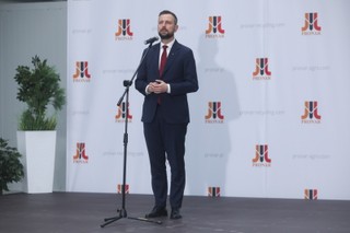 Kosiniak-Kamysz: Wiele firm będzie pracowało dla polskiego wojska, Polska Grupa Zbrojeniowa sama nie da rady