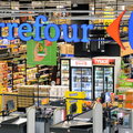 Ogromne zwolnienia w Carrefour. Sieć zmieni też umowy pracownikom