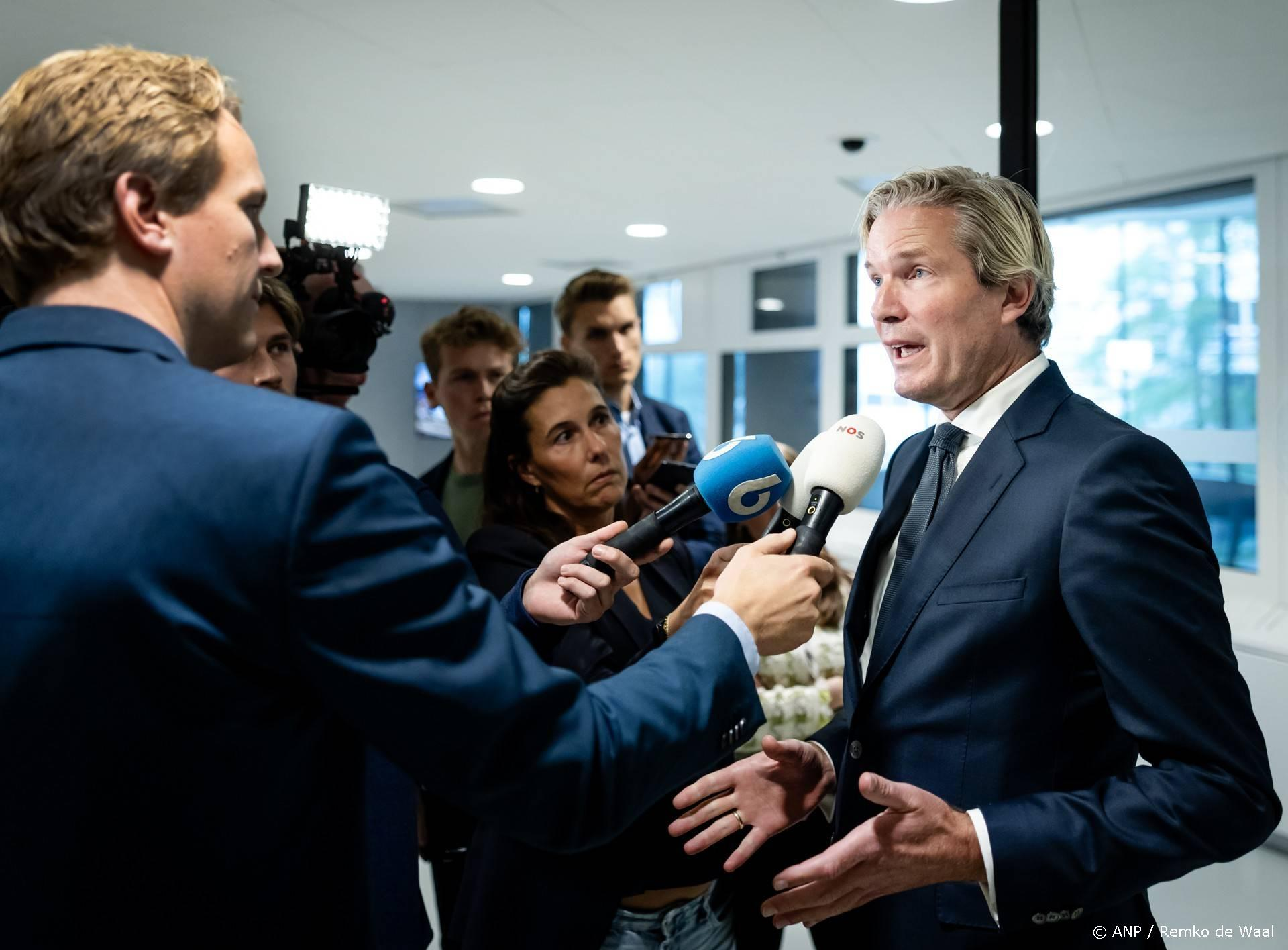 Minister geeft NCTV-advies over extreemrechtse rellen vrij