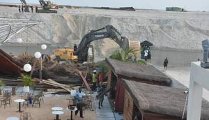 The Federal Government has begun the demolition of businesses for the Lagos-Calabar Coastal Highway project  [NAN]