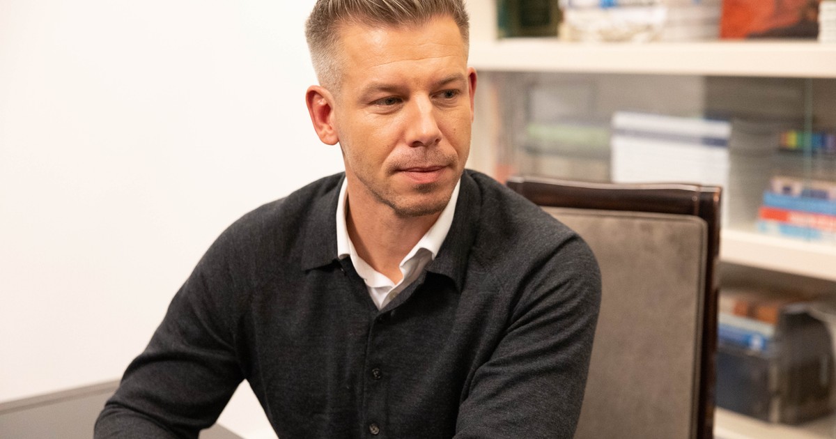 Meghosszabbította az EP-képviselői mandátumáról szóló szavazást Magyar Péter: holnap is várja a voksokat
