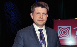Petru o wyjeździe z posłanką Schmidt: To był błąd