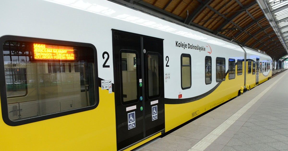 Szedł torami i nie słyszał pociągu? Chwilę później było już za późno...