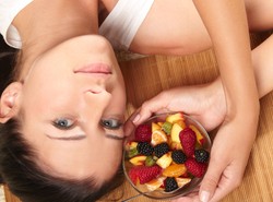 Najzdrowszy samoopalacz świata: warzywa i owoce mogą zastąpić solarium!