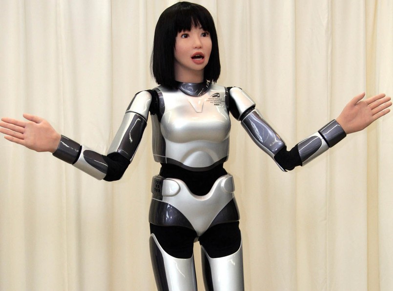 Seksowne roboty zastąpią modelki?