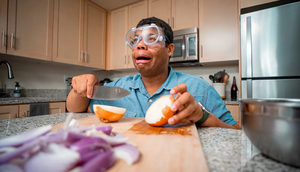 How to cut onions without crying [usadaily]