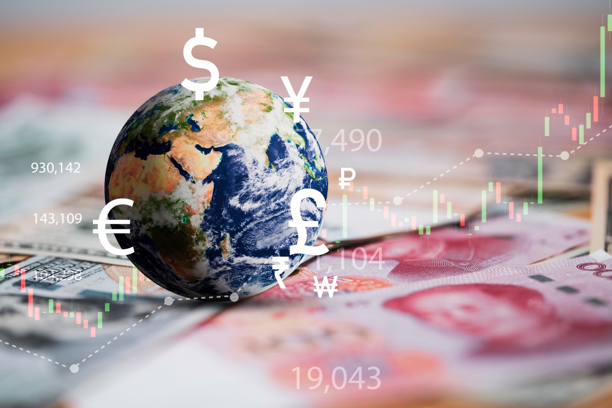 Złoty traci. Ile kosztują frank i euro? [31.07.2024]