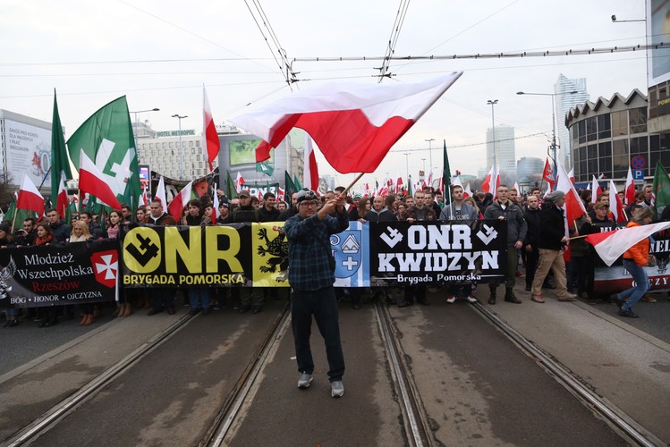 Marsz Niepodległości 2014 (fot. PAP/Tomasz Gzell)