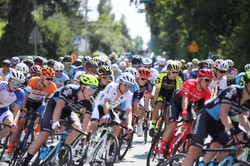 Pierwszy etap wyścigu Dookoła Mazowsza anulowany po wypadku