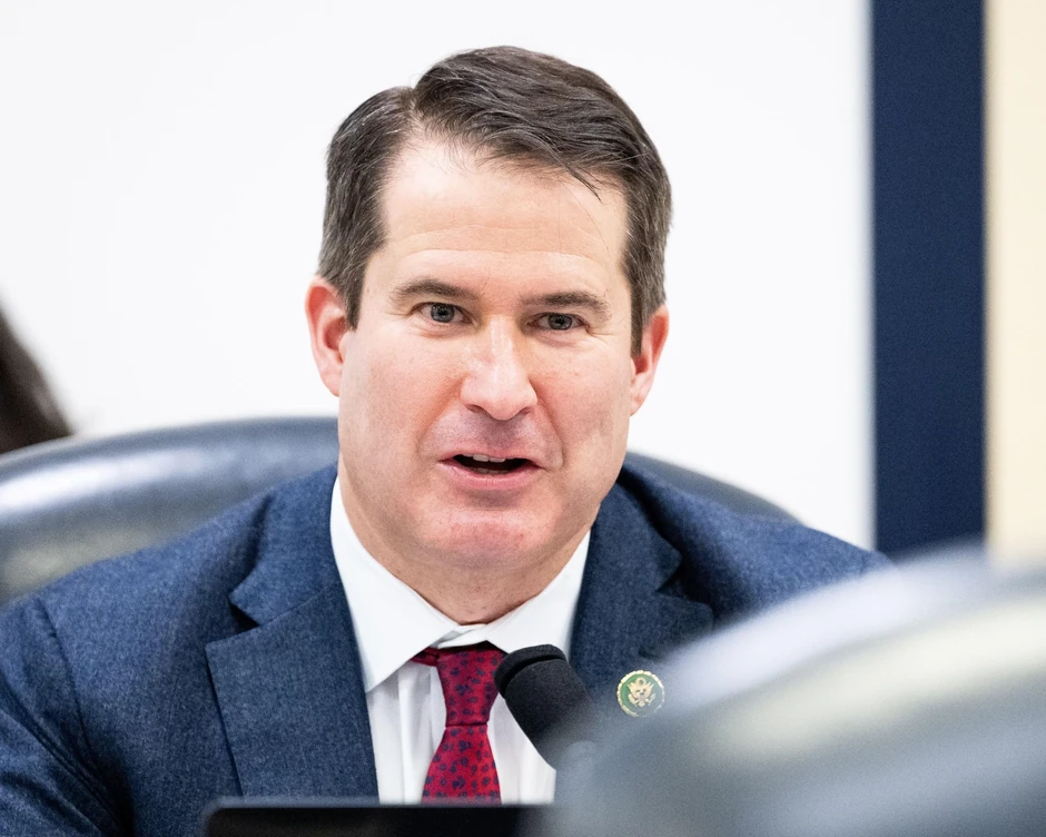 Set Molton je rekao da je C. K. Braun otpušten samo zato što je crnac i da je to "čist rasizam"