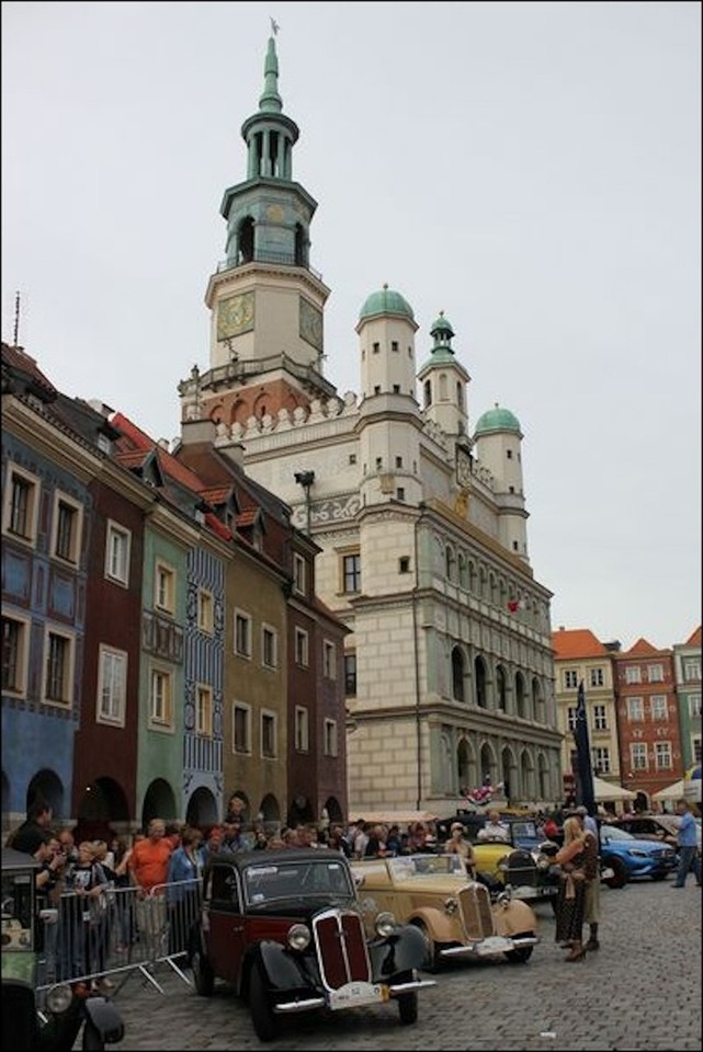 Rajd pojazdów zabytkowych w Poznaniu