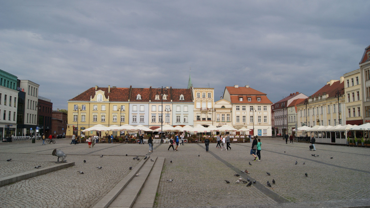 Bydgoszczanie uczcili Święto Pracy oraz 13. rocznicę przystąpienia Polski do Unii Europejskiej.