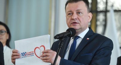 Błaszczak naprawdę powiedział to na konferencji. Internauci wybuchli śmiechem [WIDEO]