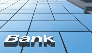 Wakacje kredytowe - brać czy nie brać? Oferta nie dla tostera [WYWIAD]