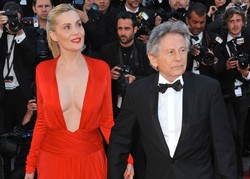 Śledczy nie będą przesłuchiwać Romana Polańskigo. Los reżysera w rękach ministra